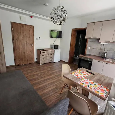 Charming Modern Furnished In A Peaceful Neighborhood Of *
