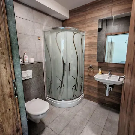 Charming Modern Furnished In A Peaceful Neighborhood Of Apartment